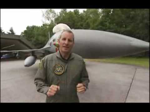 f 16 fighter falcon. Massive Speed F-16 Fighting