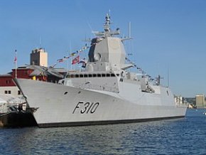 300px-KNM_Fridtjof_Nansen-2006-06-01-side.jpg