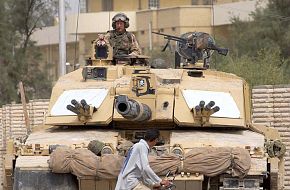 British Tank - Basra | Defence Forum & Military Photos - DefenceTalk