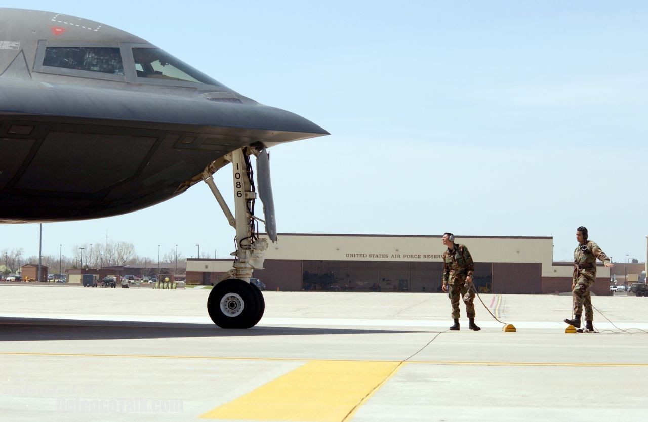 Operation Iraqi Freedom B-2 Spirit Stealth Bomber - US Air Force ...