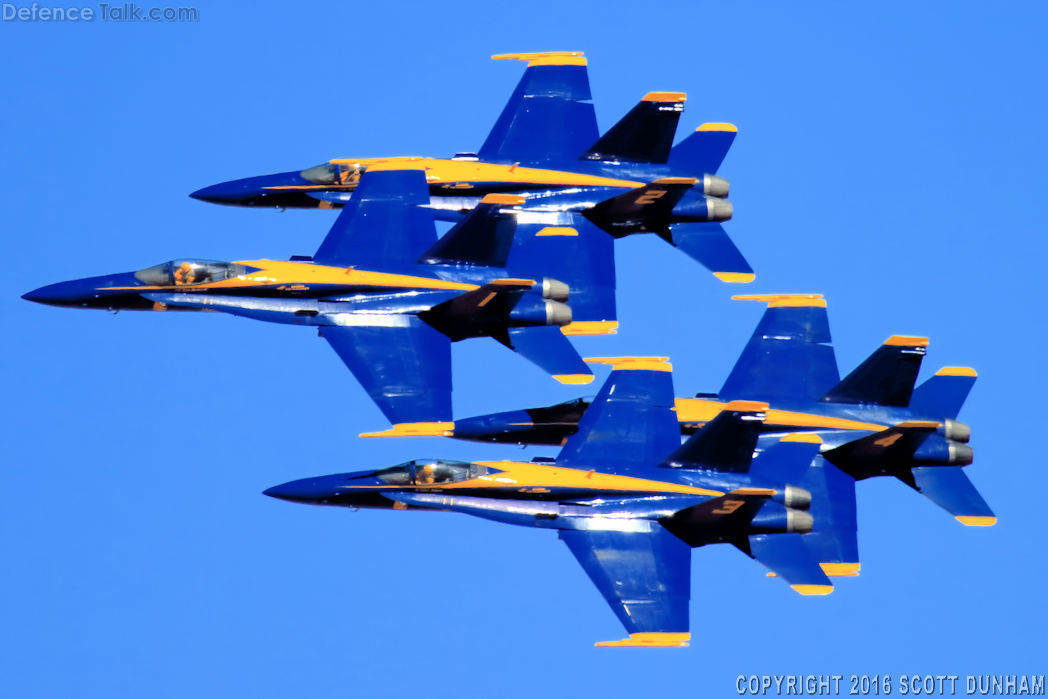 US Navy Blue Angels Flight Demonstration Team F/A-18 Hornet Fighter ...