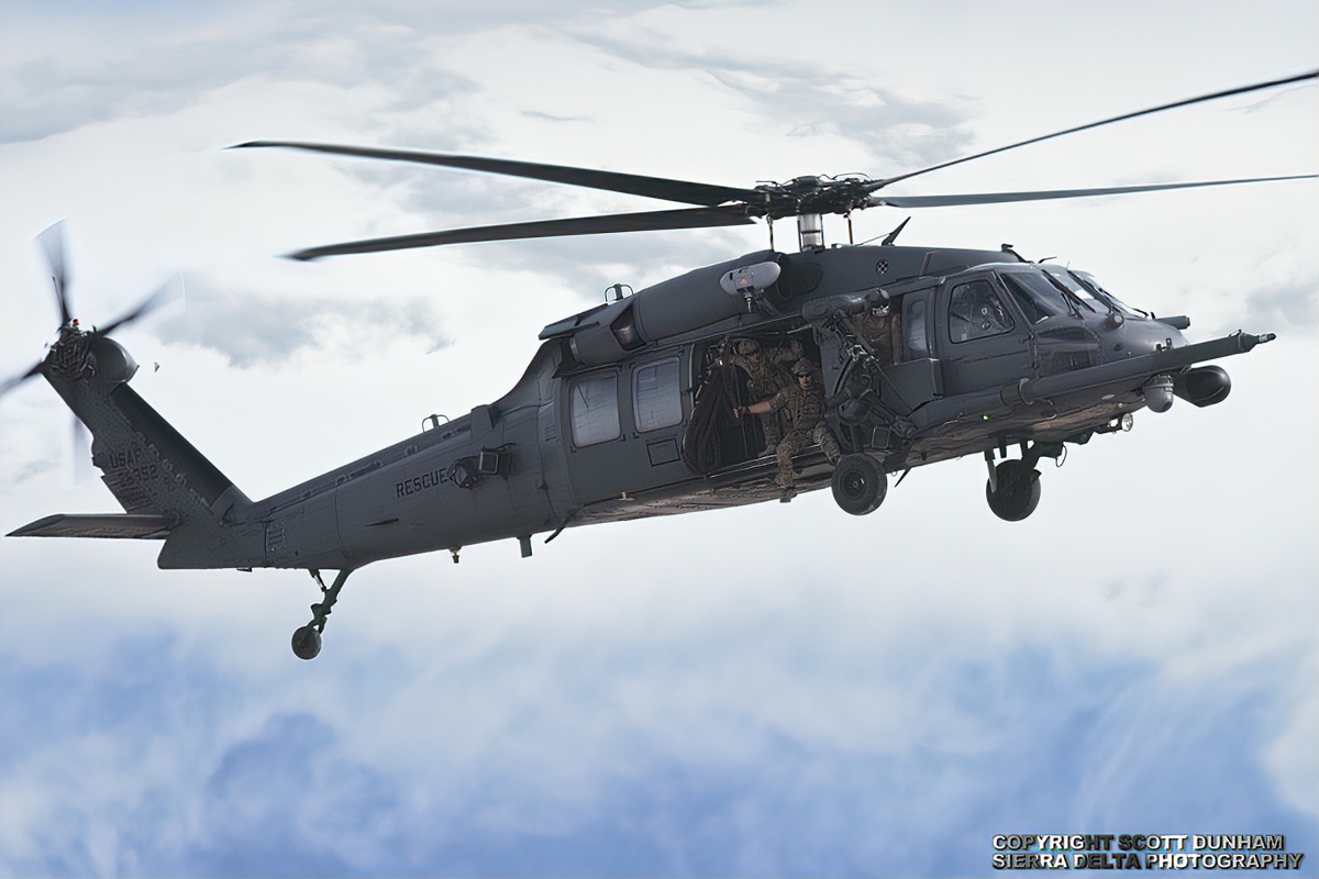 USAF HH-60 Pave Hawk Combat Search & Rescue Helicopter | DefenceTalk Forum