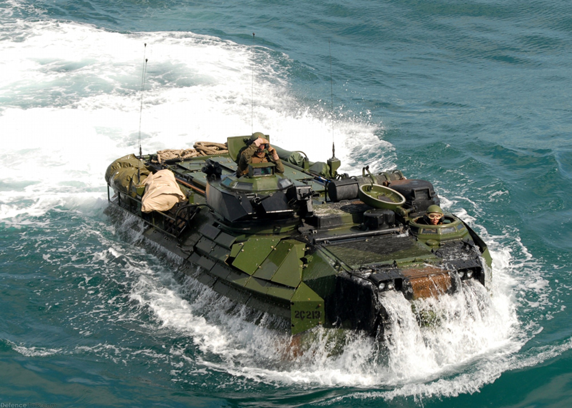 USMC Amphibious Assault Vehicle P7/A1 | DefenceTalk Forum