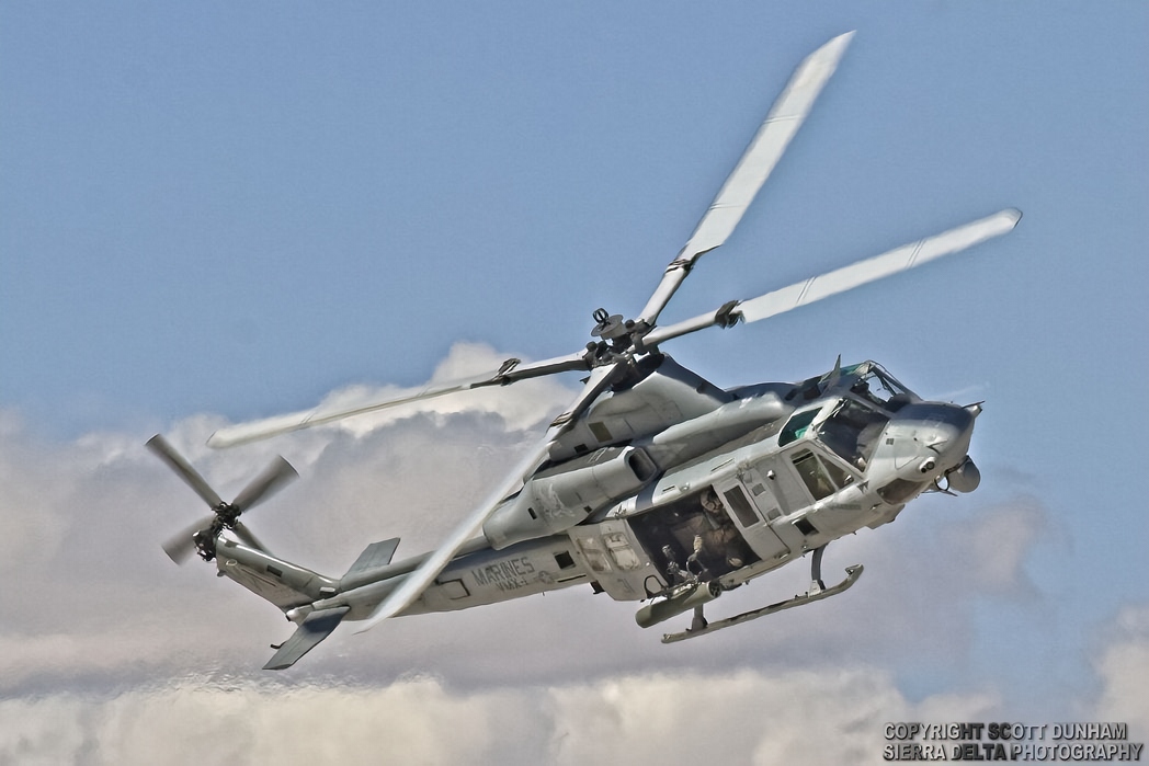 USMC UH-1Y Venom Helicopter Gunship | DefenceTalk Forum