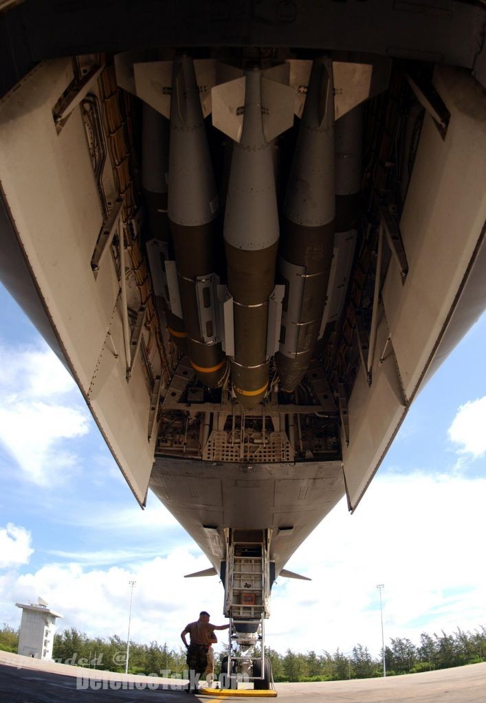 B-1B Lancer - US Airforce | Defence Forum & Military Photos - DefenceTalk