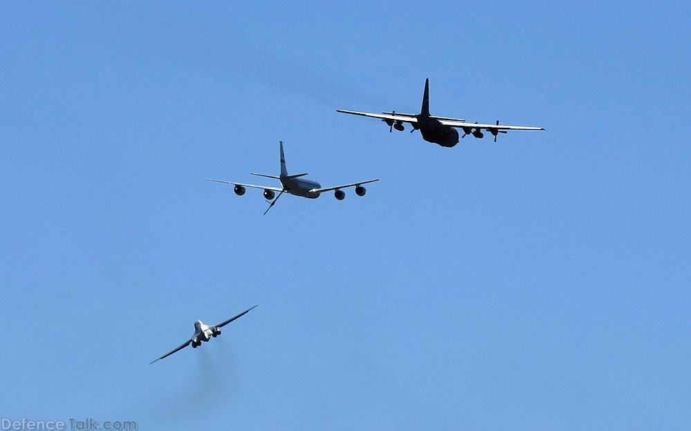 Flight Test Squadron Flyby - B-1, KC-135, C-17 | Defence Forum ...