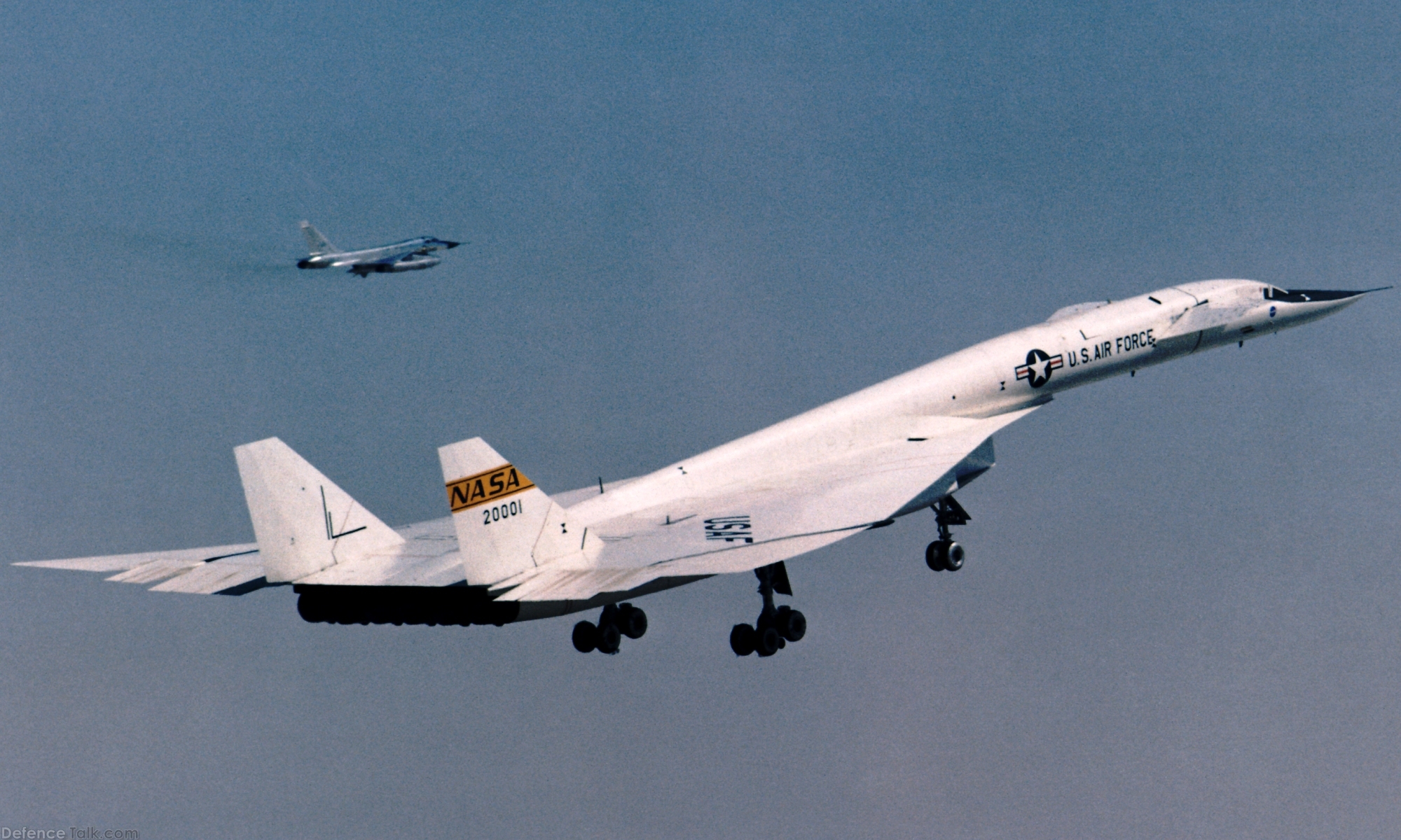 NASA XB-70A Valkyrie Test Aircraft | Defence Forum & Military Photos ...