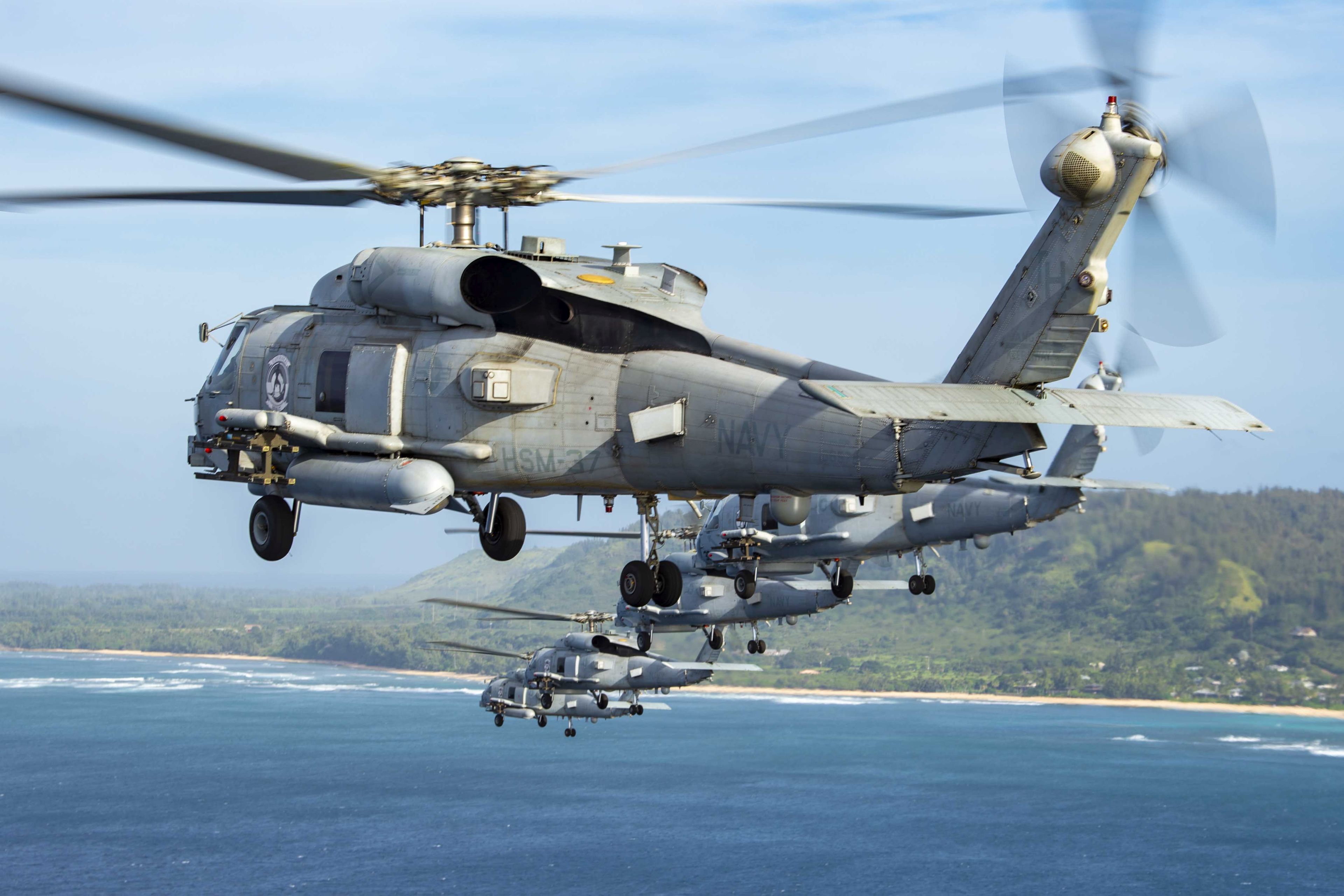 US Navy MH-60R Seahawk Helicopters Fly In Formation | Defence Forum ...