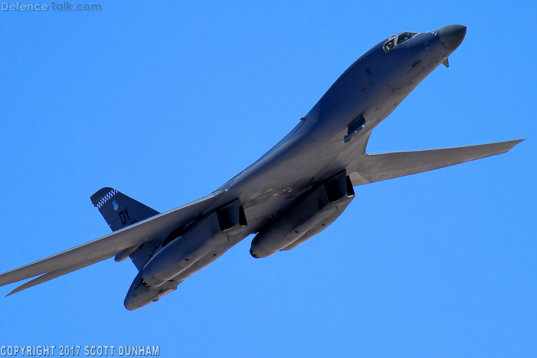 USAF B-1 Lancer Heavy Bomber | Defence Forum & Military Photos ...