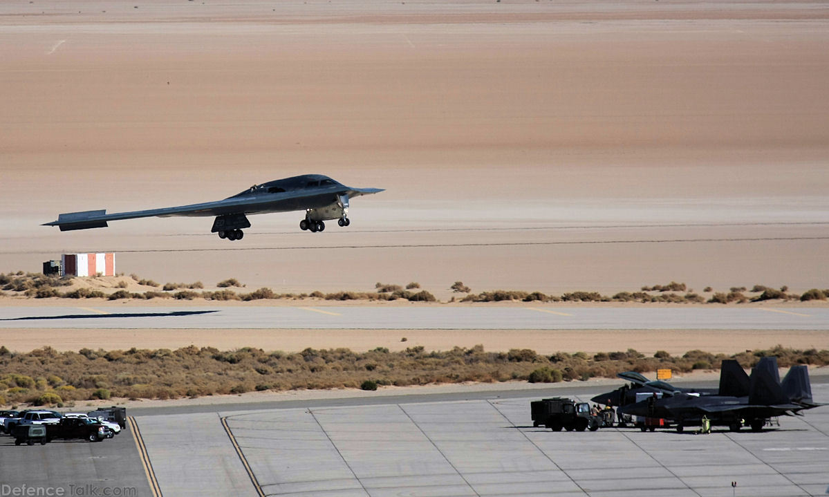 USAF B-2 Spirit Stealth Bomber | Defence Forum & Military Photos ...