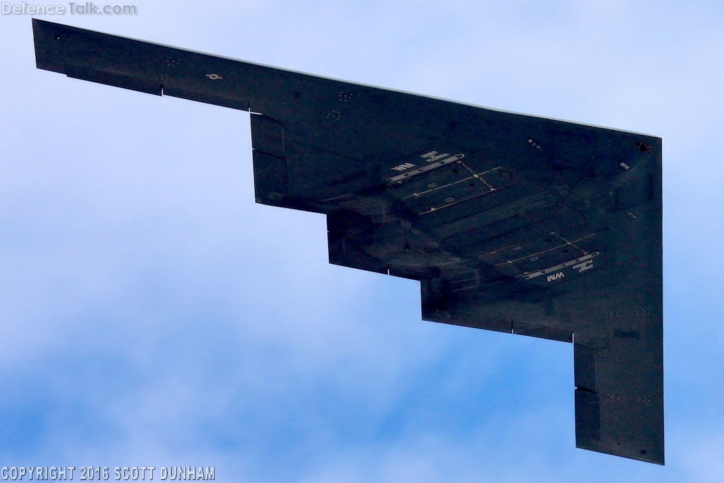 USAF B-2 Spirit Stealth Bomber | Defence Forum & Military Photos ...