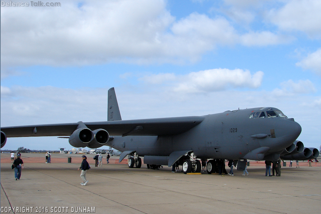 USAF B-52 Stratofortress Heavy Bomber | Defence Forum & Military Photos ...