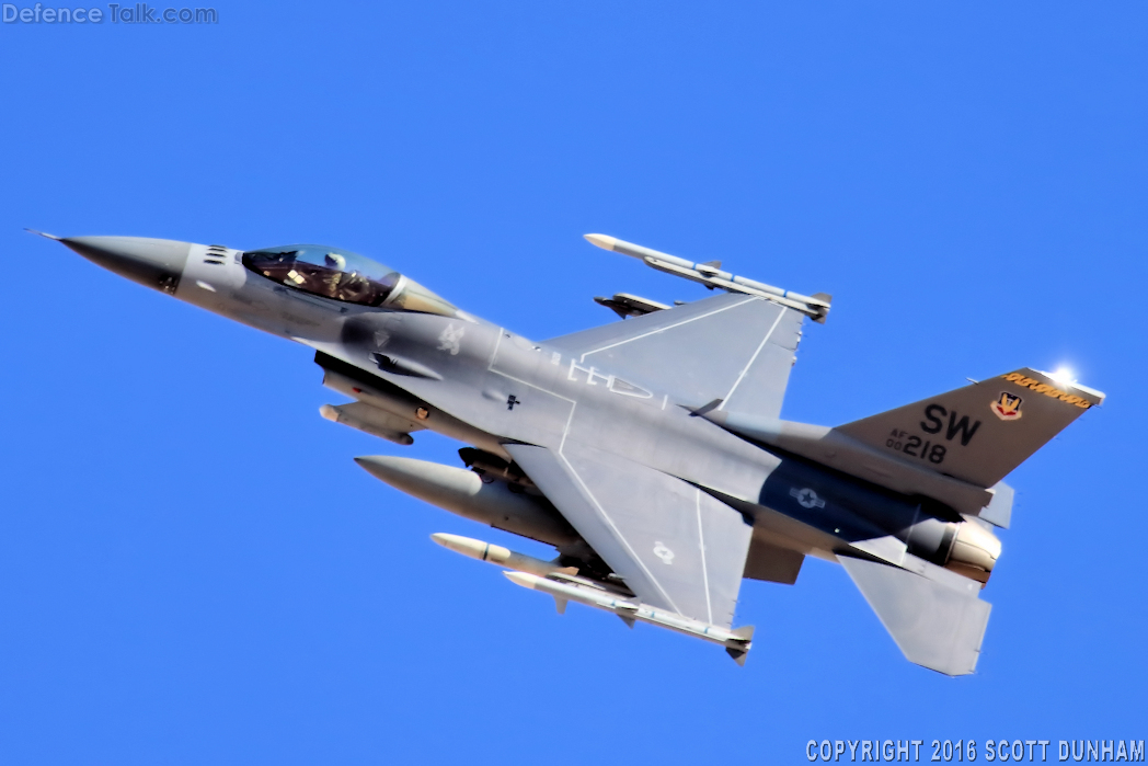 USAF F-16 Wild Weasel Electronic Attack Aircraft | Defence Forum