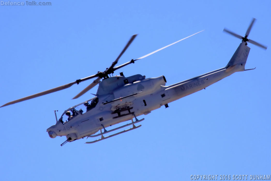 USMC AH-1Z Viper Helicopter Gunship | Defence Forum & Military Photos ...