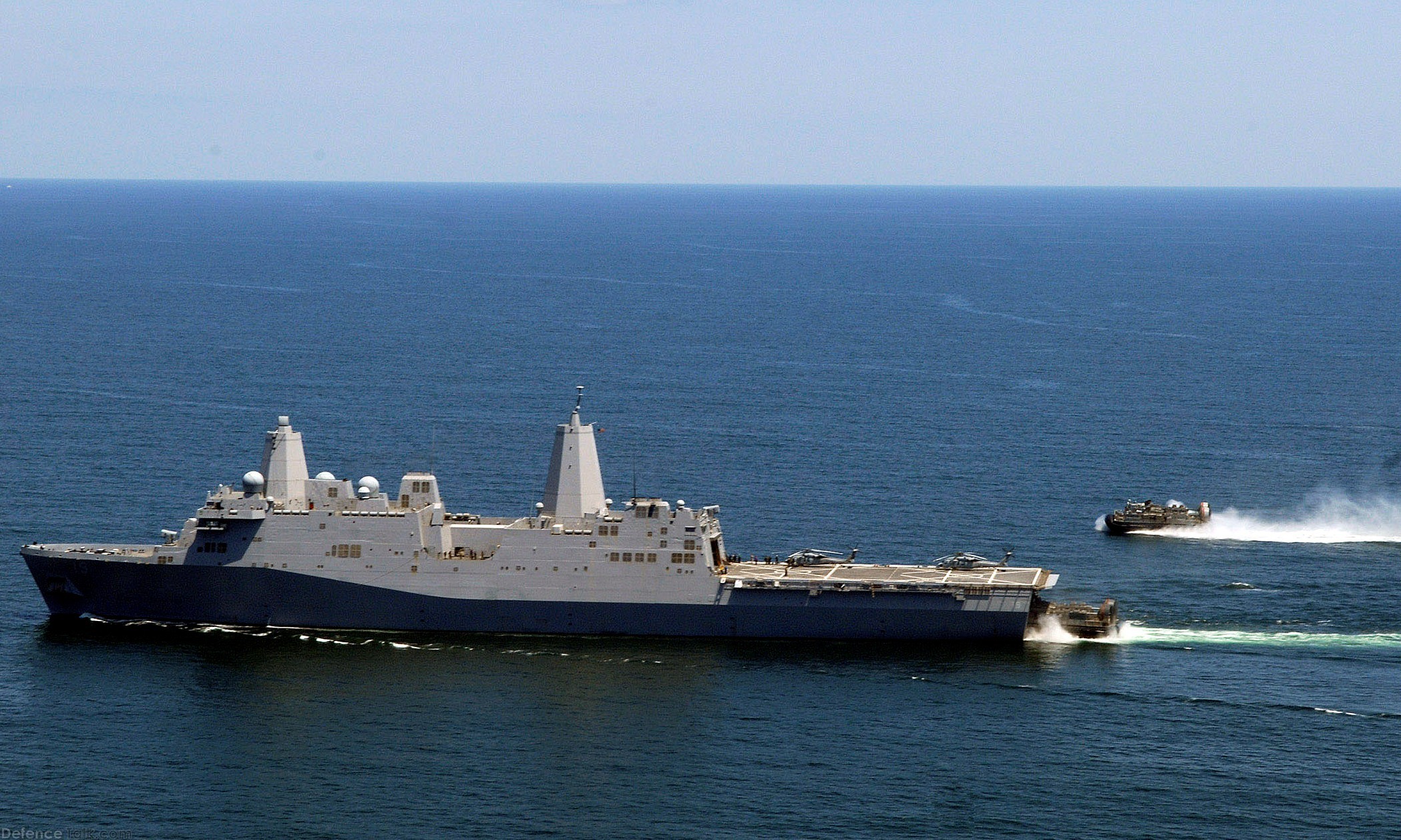 USS Mesa Verde (LPD 19) Amphibious Transport Dock Ship | Defence Forum ...