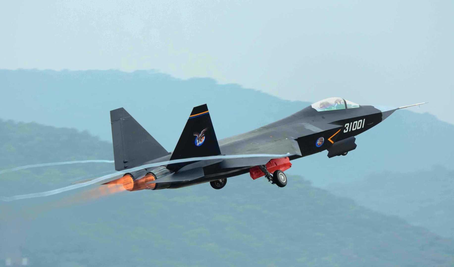 China J-31 Takeoff