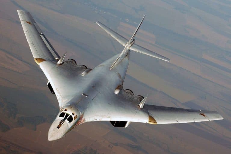 First Tu-160M Modernized Strategic Bomber To Enter Service In 2021 ...